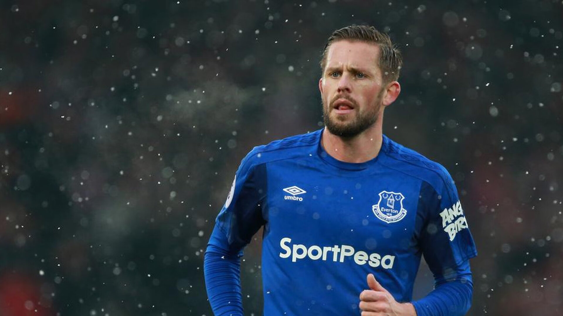 新星闪耀,帕尔默一锤定音,比利时险胜沙特背后的战术博弈与个人英雄主义