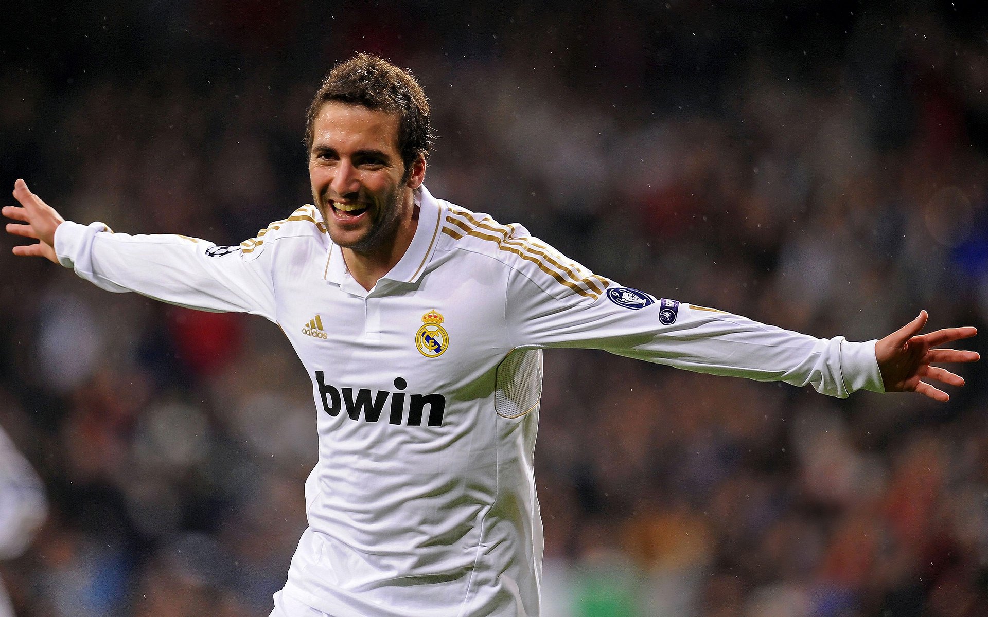 跨界主宰日，紫金军团击溃开拓者，乔治于德甲争冠战上演接管传奇