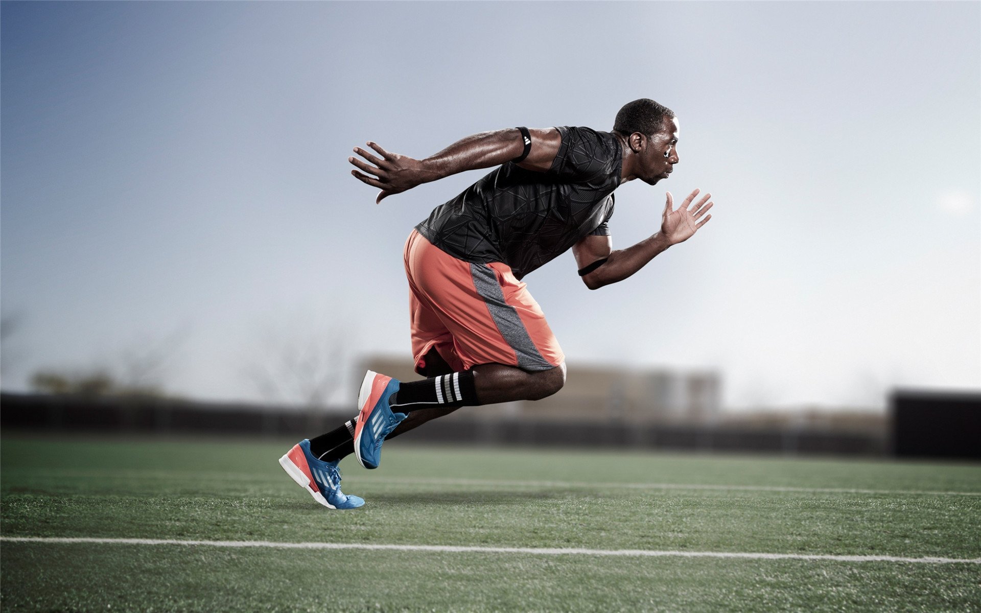 库里让比赛提前失去悬念,太阳带走勇士