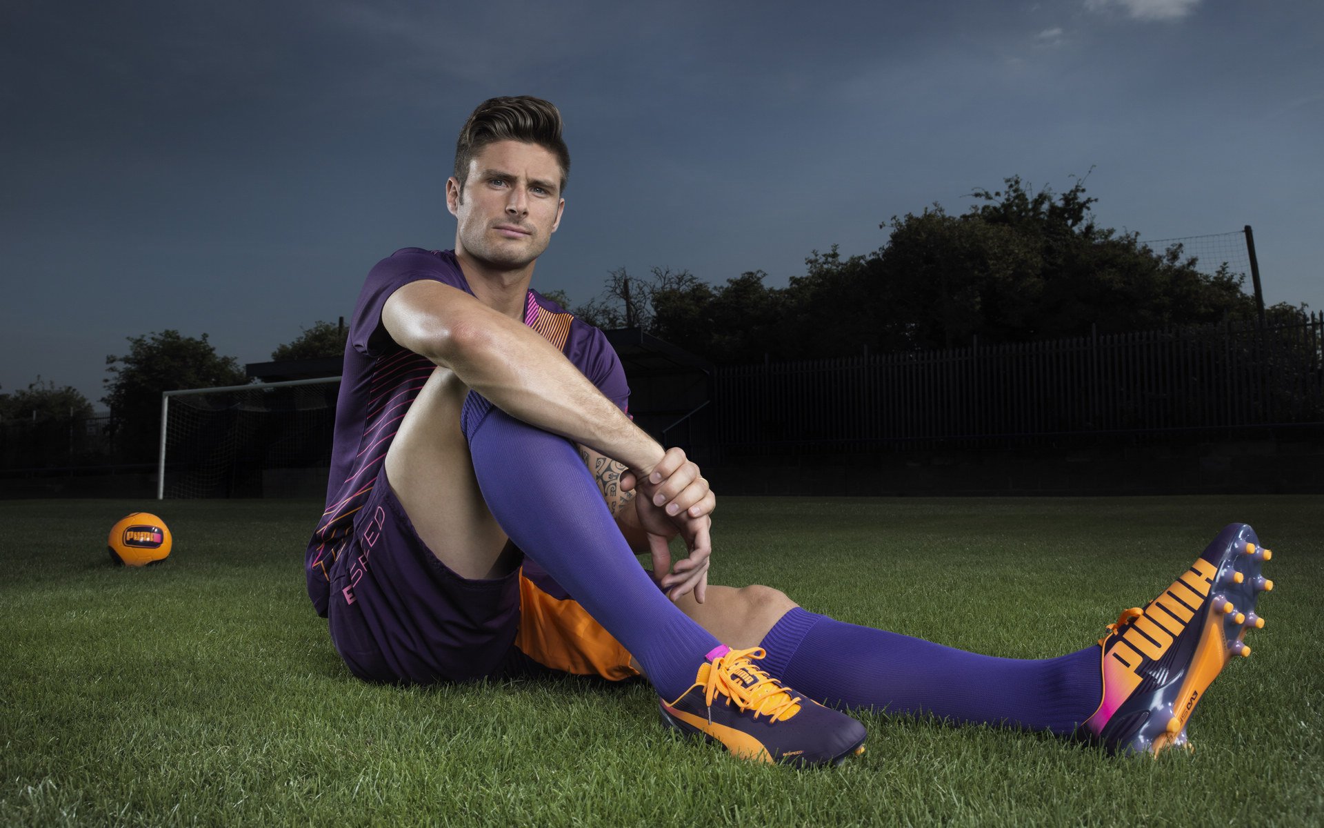 上海队鏖战马刺，周琦扛起全队的钢铁意志